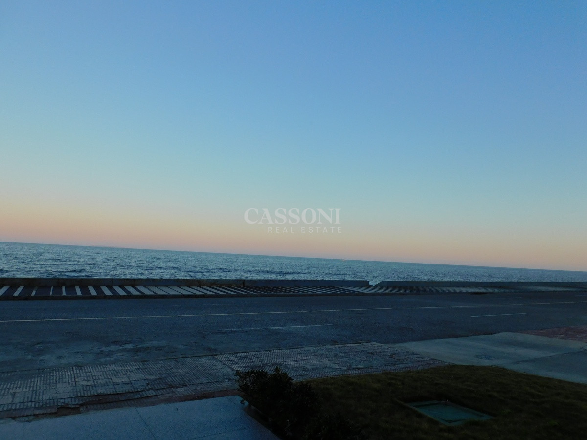 Apartamento ID.1629 - PRIMERA LÍNEA AL MAR