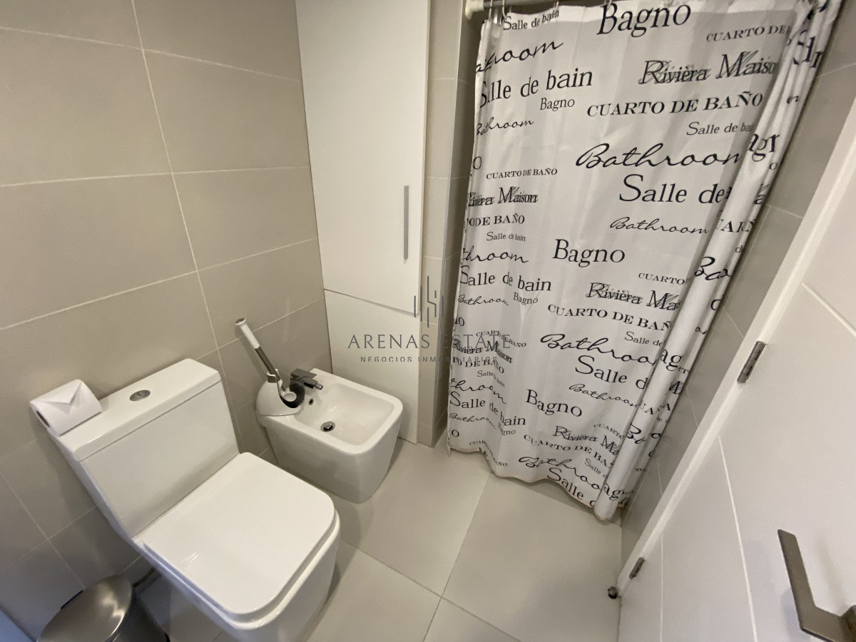Apartamento ID.1016 - APARTAMENTO PUNTA DEL ESTE, PRIMERA FILA AL MAR