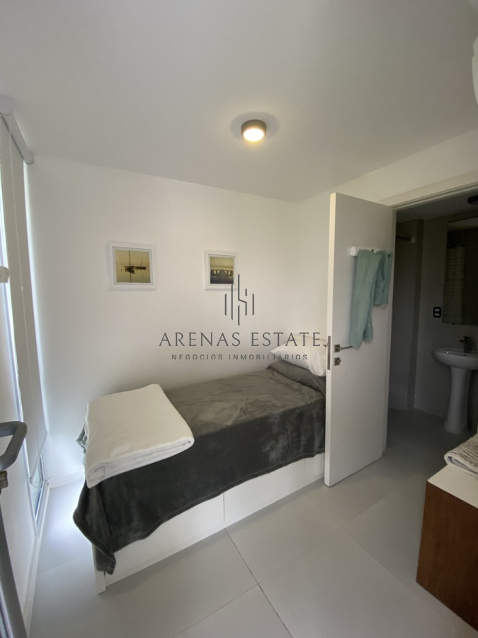 Apartamento ID.1016 - APARTAMENTO PUNTA DEL ESTE, PRIMERA FILA AL MAR