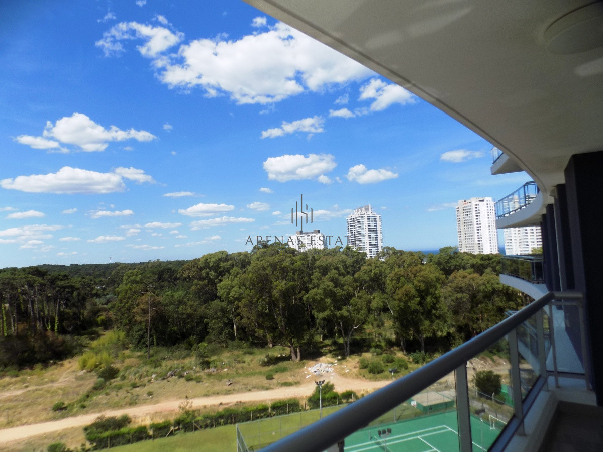 Apartamento ID.643 - VENTA EN PUNTA DEL ESTE I AMPLIO APARTAMENTO UN DORMITORIO 