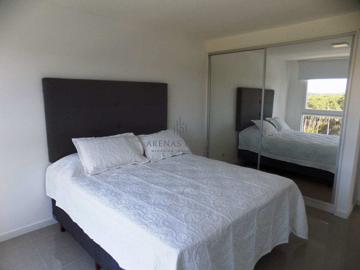Apartamento ID.643 - VENTA EN PUNTA DEL ESTE I AMPLIO APARTAMENTO UN DORMITORIO 