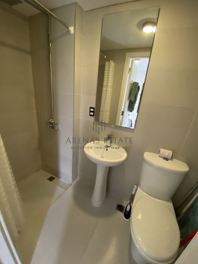 Apartamento ID.1016 - APARTAMENTO PUNTA DEL ESTE, PRIMERA FILA AL MAR