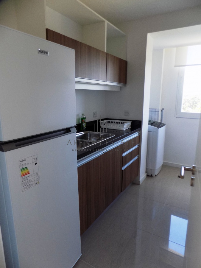 Apartamento ID.643 - VENTA EN PUNTA DEL ESTE I AMPLIO APARTAMENTO UN DORMITORIO 