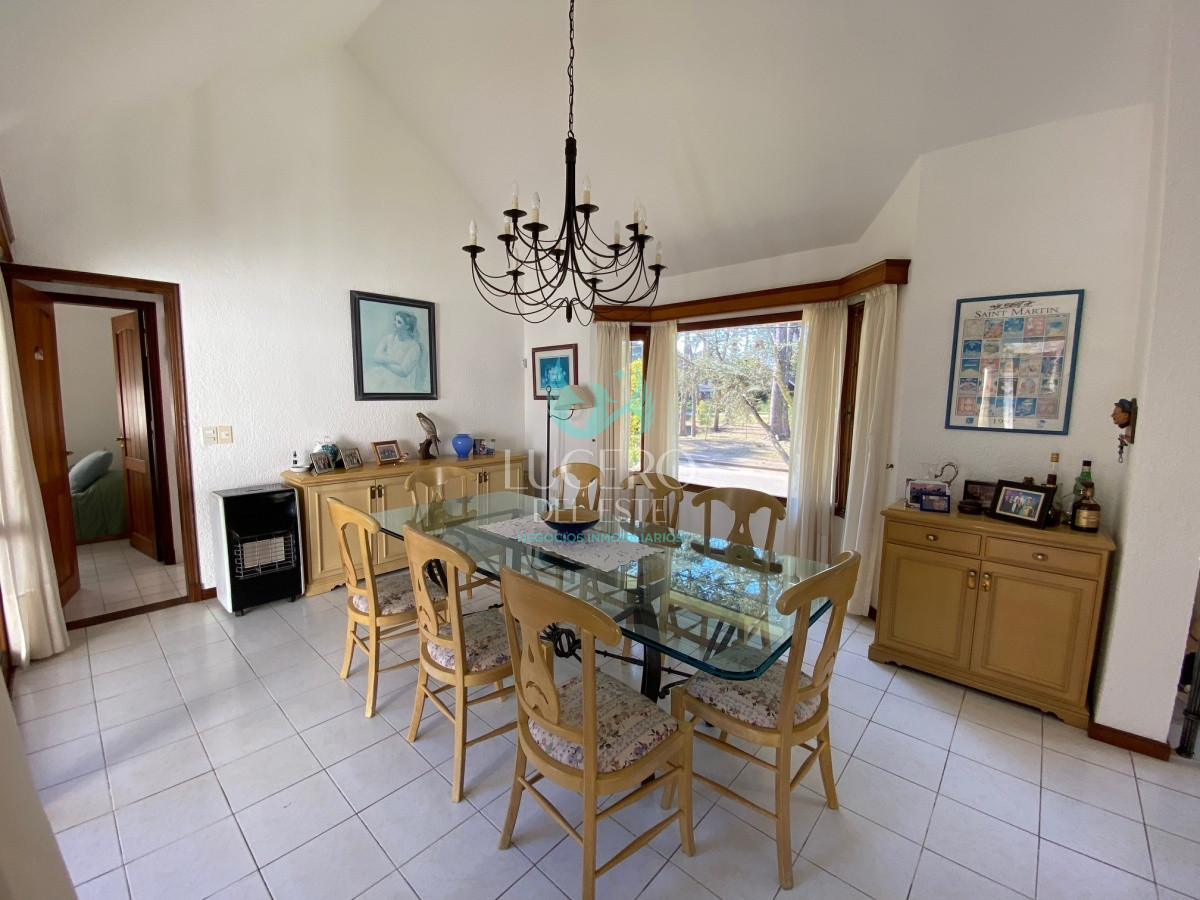 Casa ID.934 - ALQUILA ESPECTACULAR PROPIEDAD EN LO MEJOR DE PARADA MANSA