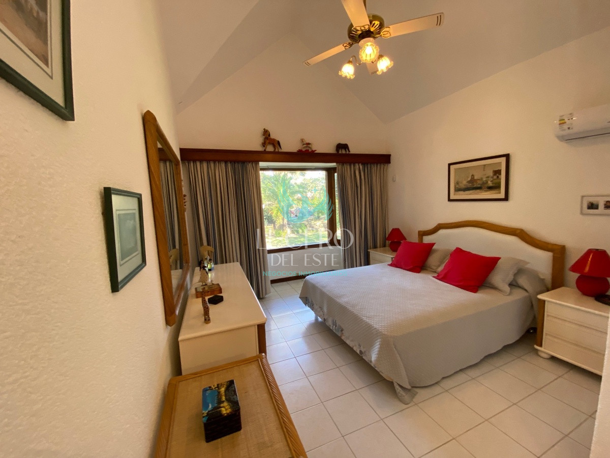 Casa ID.934 - ALQUILA ESPECTACULAR PROPIEDAD EN LO MEJOR DE PARADA MANSA