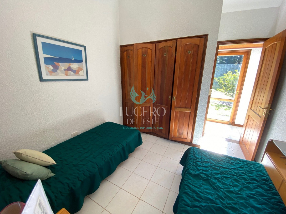 Casa ID.934 - ALQUILA ESPECTACULAR PROPIEDAD EN LO MEJOR DE PARADA MANSA