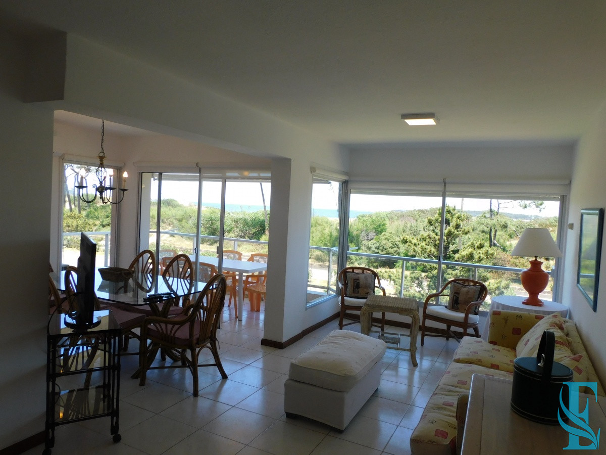 Apartamento ID.49 - EDIFICIO LAS OLAS -ALQUILA APARTAMENTO 3 DORMITORIOS , 2 BAÑOS