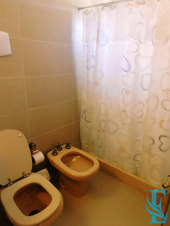 Apartamento ID.49 - EDIFICIO LAS OLAS -ALQUILA APARTAMENTO 3 DORMITORIOS , 2 BAÑOS