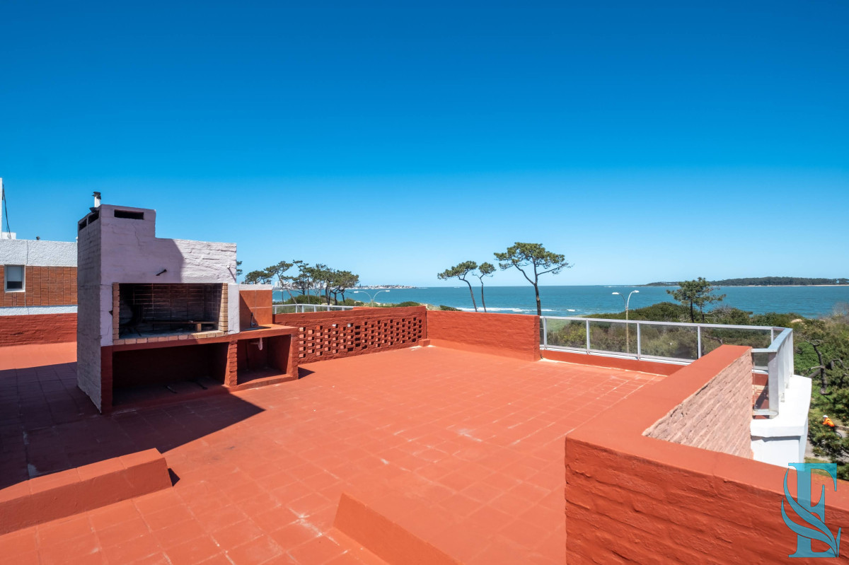Apartamento ID.49 - EDIFICIO LAS OLAS -ALQUILA APARTAMENTO 3 DORMITORIOS , 2 BAÑOS