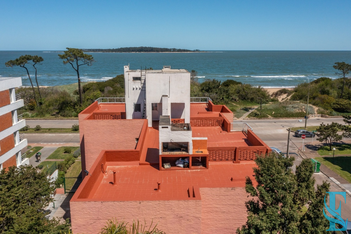 Apartamento ID.49 - EDIFICIO LAS OLAS -ALQUILA APARTAMENTO 3 DORMITORIOS , 2 BAÑOS