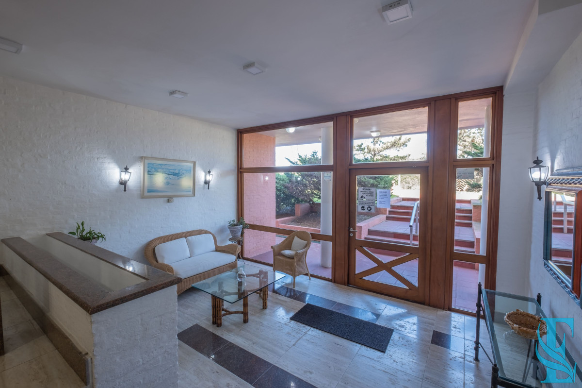 Apartamento ID.49 - EDIFICIO LAS OLAS -ALQUILA APARTAMENTO 3 DORMITORIOS , 2 BAÑOS