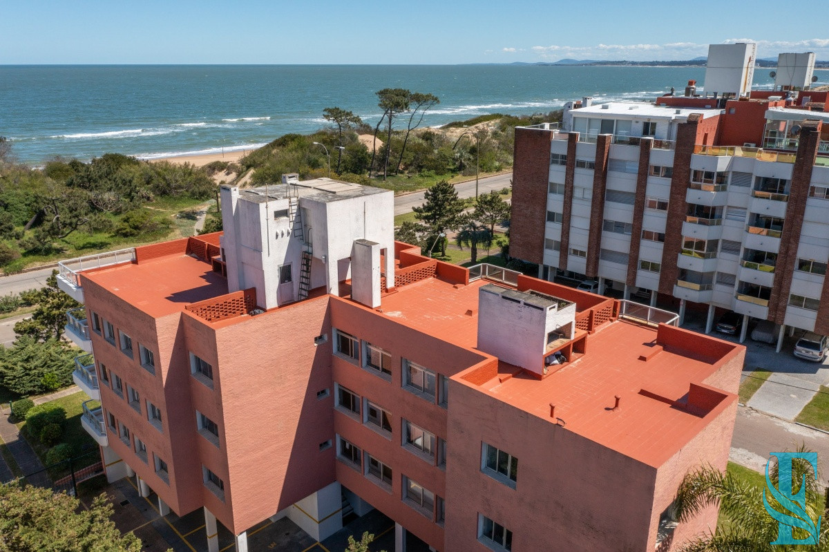 Apartamento ID.49 - EDIFICIO LAS OLAS -ALQUILA APARTAMENTO 3 DORMITORIOS , 2 BAÑOS