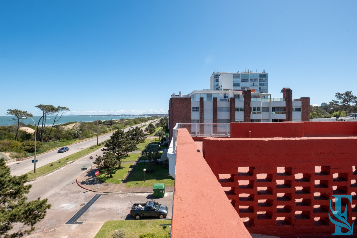 Apartamento ID.49 - EDIFICIO LAS OLAS -ALQUILA APARTAMENTO 3 DORMITORIOS , 2 BAÑOS