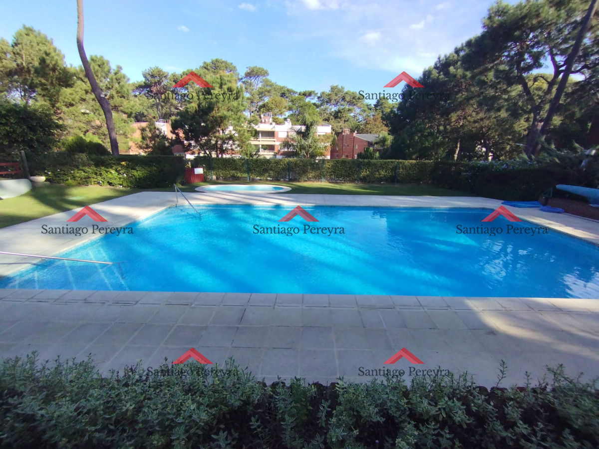 Apartamento ID.15584 - Luminoso apartamento en vena Punta del este zona Arcobaleno 