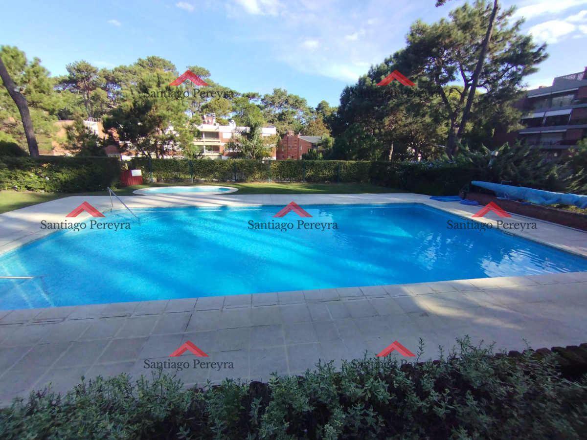 Apartamento ID.15584 - Luminoso apartamento en vena Punta del este zona Arcobaleno 