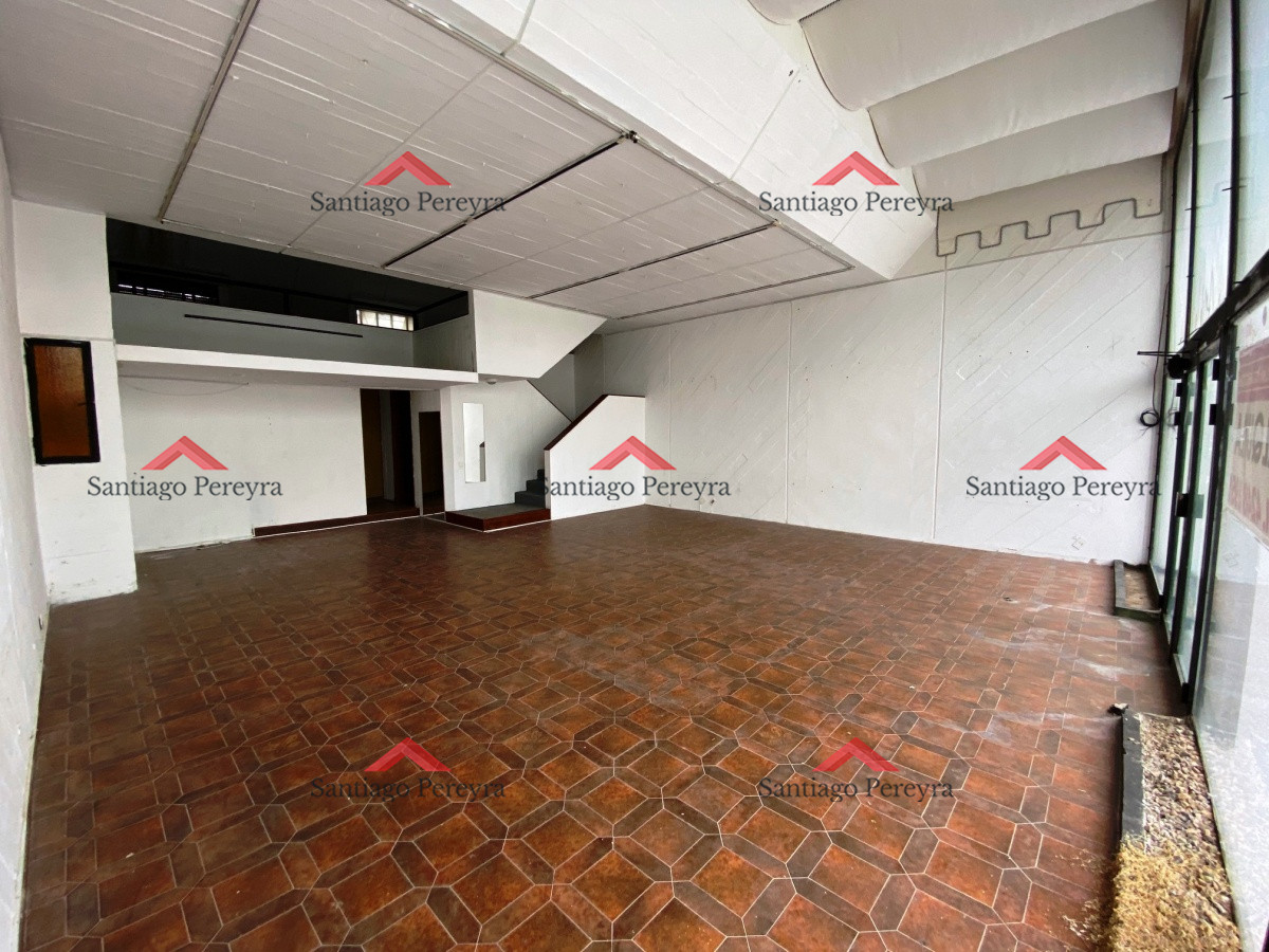 Local Comercial ID.6440 - ALQUILA EXCELENTE LOCAL COMERCIAL!!!