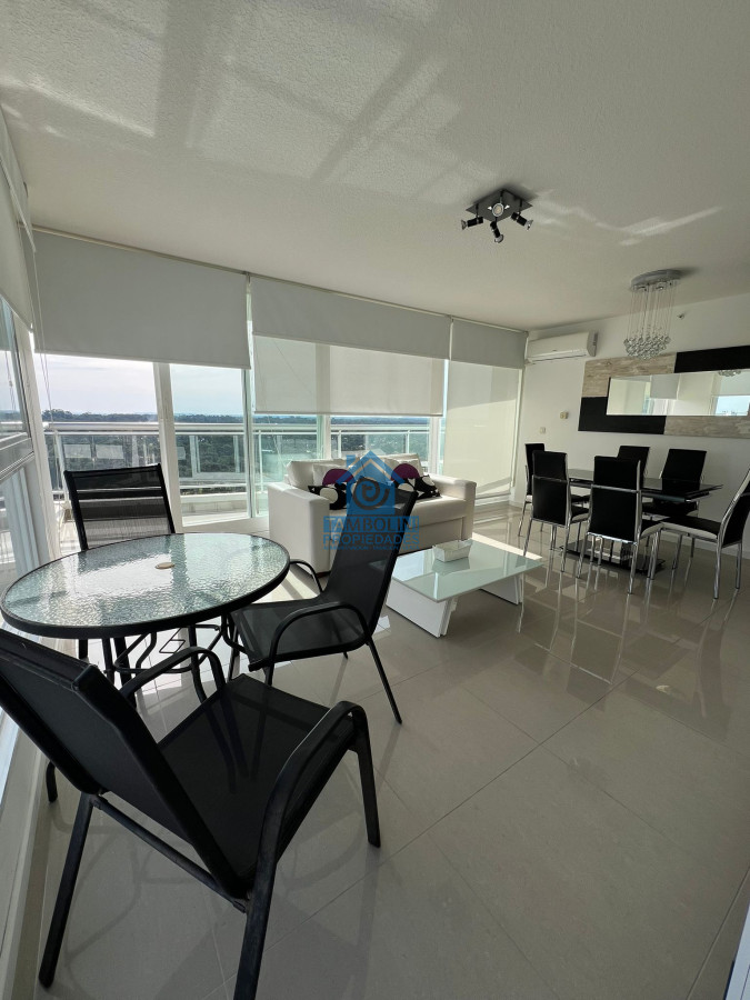 Apartamento ID.660 - TORRE ONE -PUNTA DEL ESTE  ALQUILA APARTAMENTO UN DORMITORIO , UN BAÑO  !!