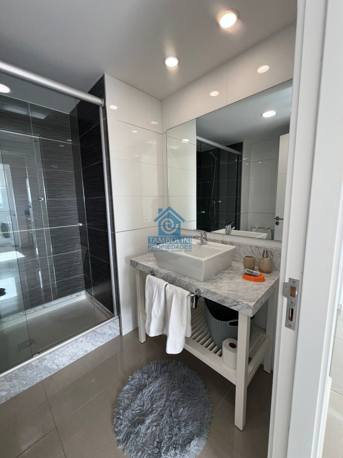 Apartamento ID.660 - TORRE ONE -PUNTA DEL ESTE  ALQUILA APARTAMENTO UN DORMITORIO , UN BAÑO  !!