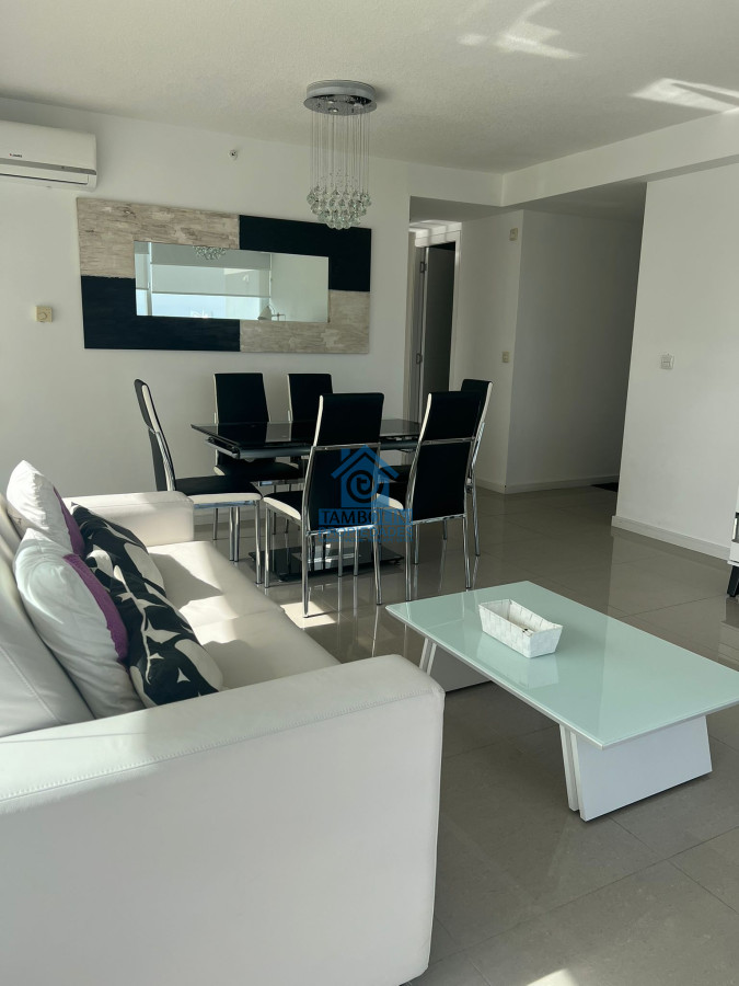 Apartamento ID.660 - TORRE ONE -PUNTA DEL ESTE  ALQUILA APARTAMENTO UN DORMITORIO , UN BAÑO  !!