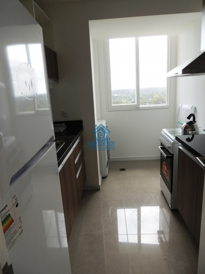 Apartamento ID.660 - TORRE ONE -PUNTA DEL ESTE  ALQUILA APARTAMENTO UN DORMITORIO , UN BAÑO  !!