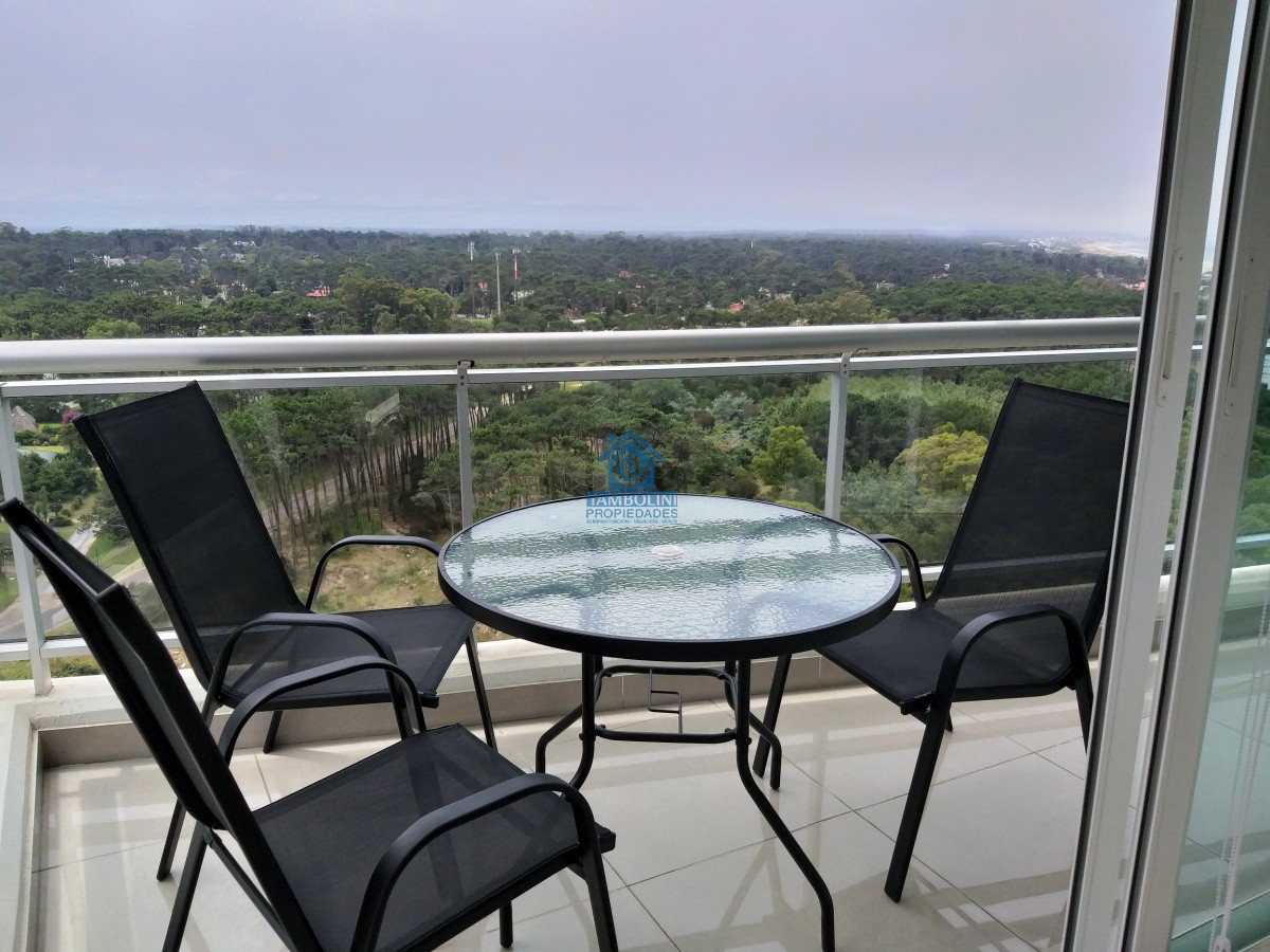 Apartamento ID.660 - TORRE ONE -PUNTA DEL ESTE  ALQUILA APARTAMENTO UN DORMITORIO , UN BAÑO  !!