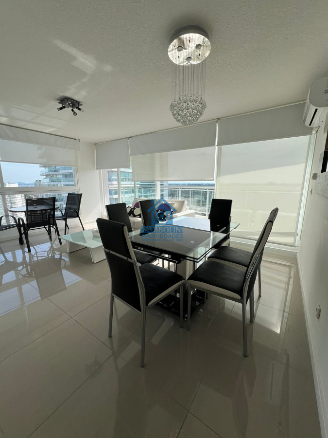 Apartamento ID.660 - TORRE ONE -PUNTA DEL ESTE  ALQUILA APARTAMENTO UN DORMITORIO , UN BAÑO  !!
