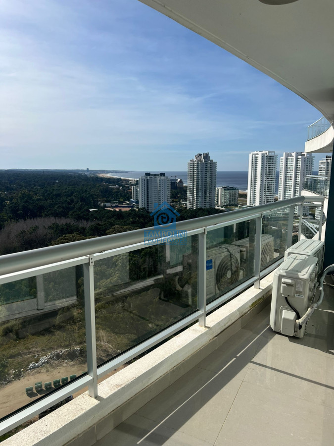 Apartamento ID.660 - TORRE ONE -PUNTA DEL ESTE  ALQUILA APARTAMENTO UN DORMITORIO , UN BAÑO  !!