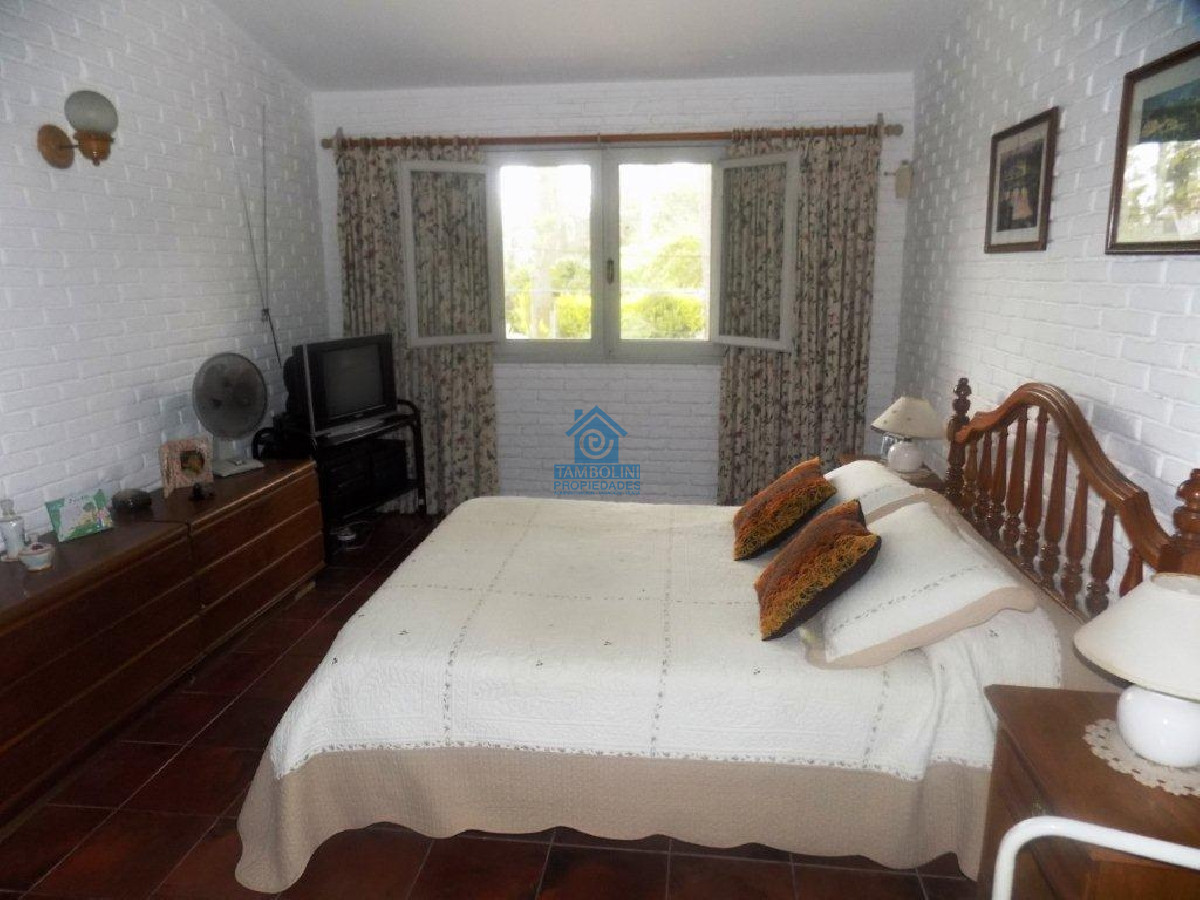 Casa ID.424 - CHALET CUATRO DORMITORIOS!!