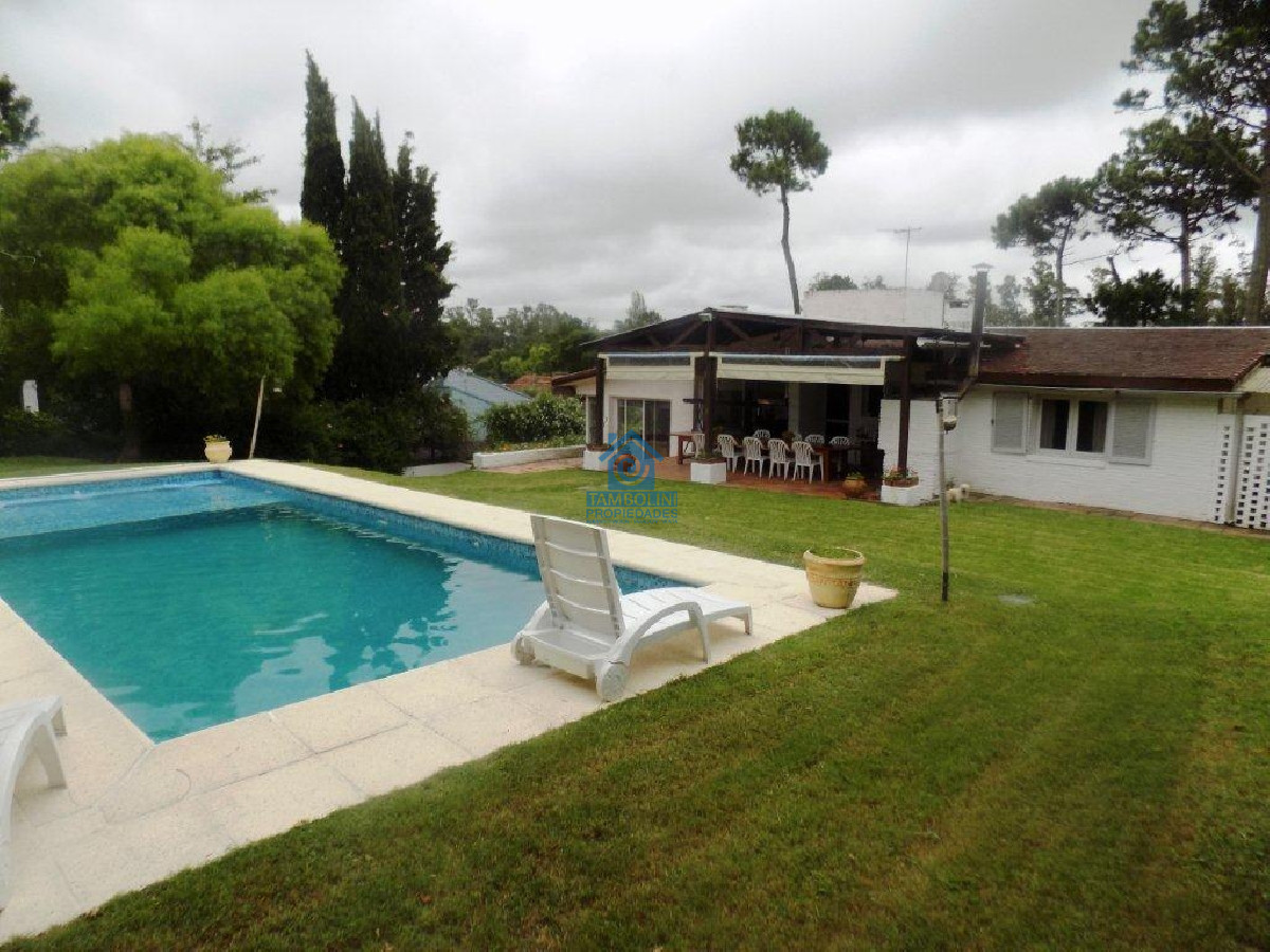 Casa ID.424 - CHALET CUATRO DORMITORIOS!!