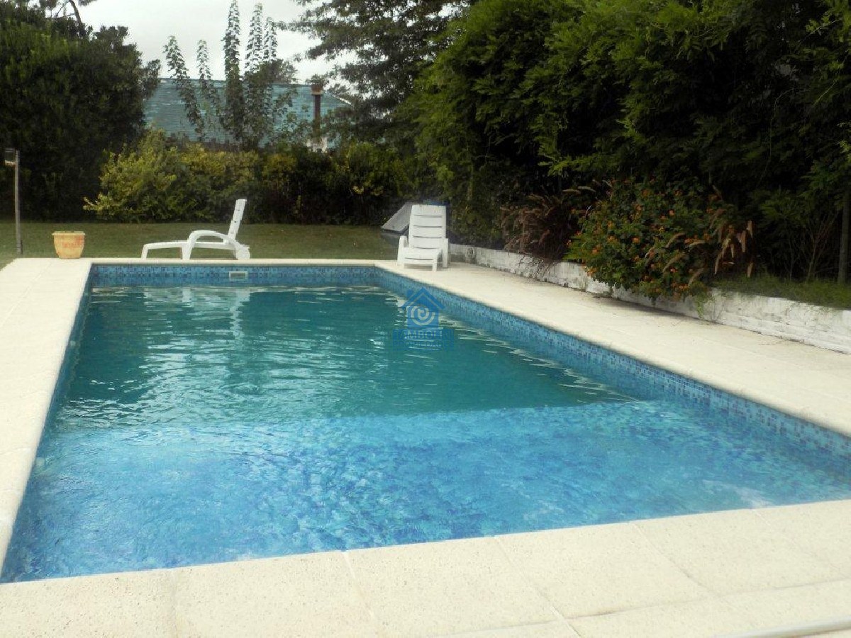Casa ID.424 - CHALET CUATRO DORMITORIOS!!