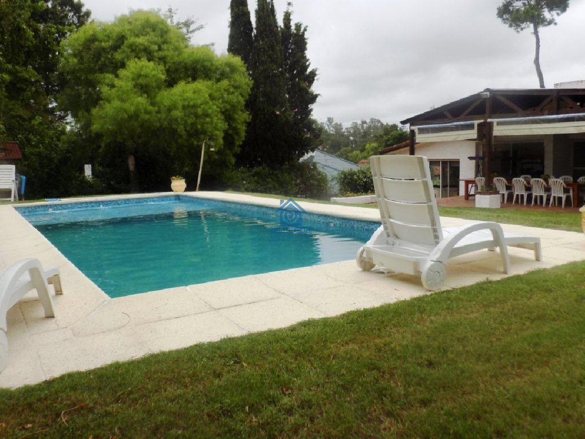 Casa ID.424 - CHALET CUATRO DORMITORIOS!!