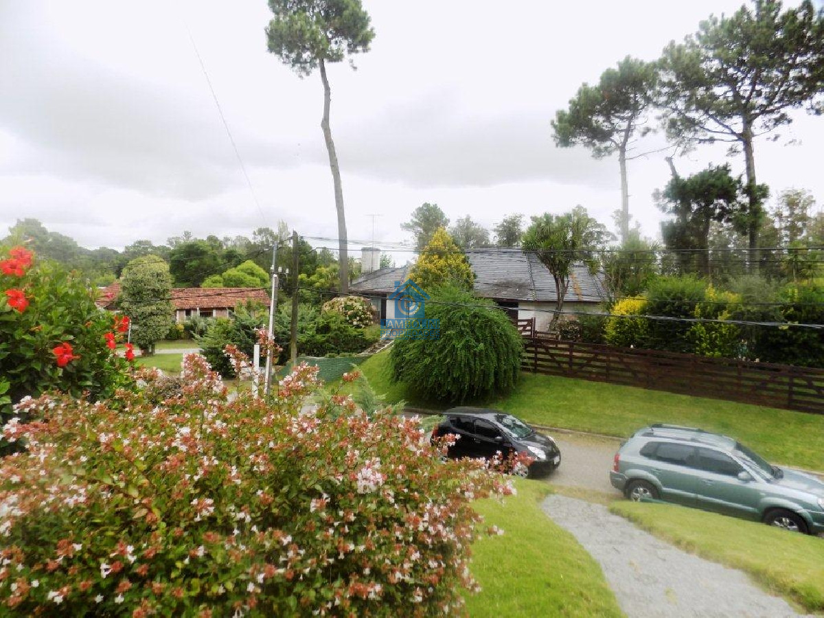 Casa ID.165885/59894443339 - CHALET CUATRO DORMITORIOS!!