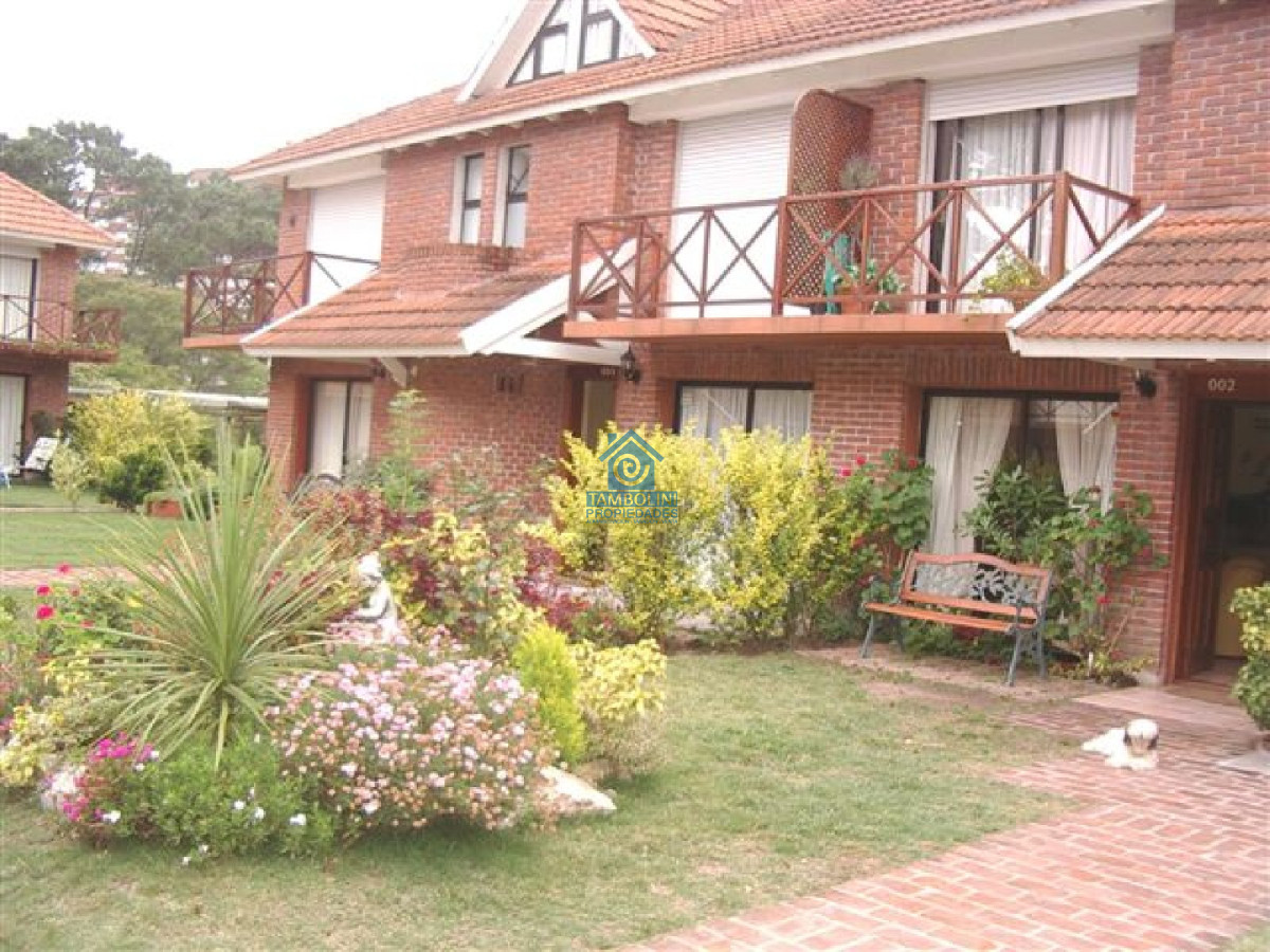 Casa ID.425 - DUPLEX CASA APARTAMENTO PARADAS MANSA PUNTA DEL ESTE 