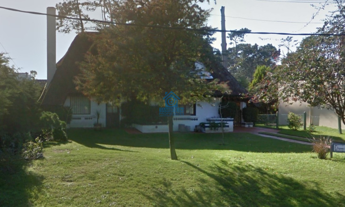 Casa ID.426 - Chalet en Pinares Maldonado Punta del Este 