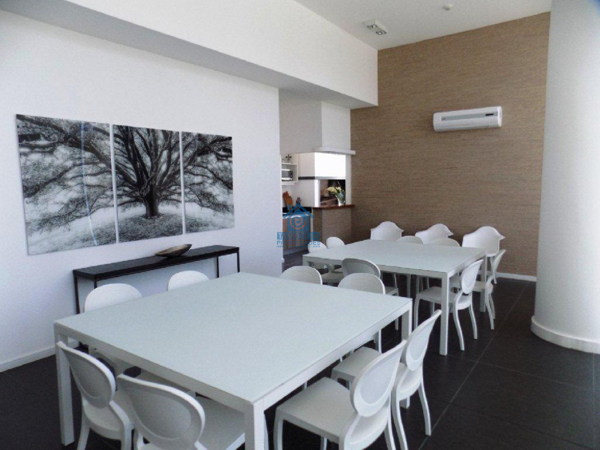 Apartamento ID.660 - TORRE ONE -PUNTA DEL ESTE  ALQUILA APARTAMENTO UN DORMITORIO , UN BAÑO  !!