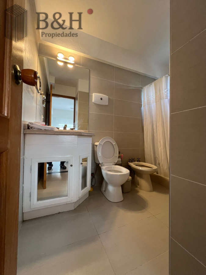 Apartamento ID.1752 - EDIFICIO LAS OLAS ALQUILA APARTAMENTO 3 DORMITORIOS , 2 BAÑOS 