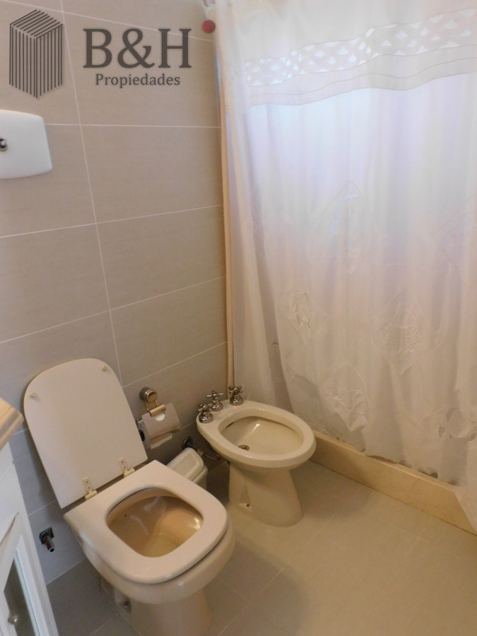 Apartamento ID.1752 - EDIFICIO LAS OLAS ALQUILA APARTAMENTO 3 DORMITORIOS , 2 BAÑOS 