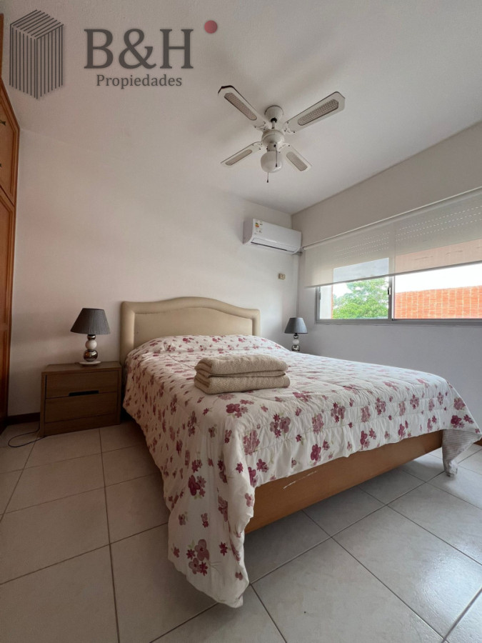 Apartamento ID.1752 - EDIFICIO LAS OLAS ALQUILA APARTAMENTO 3 DORMITORIOS , 2 BAÑOS 