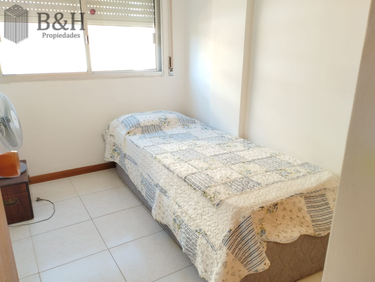 Apartamento ID.1752 - EDIFICIO LAS OLAS ALQUILA APARTAMENTO 3 DORMITORIOS , 2 BAÑOS 
