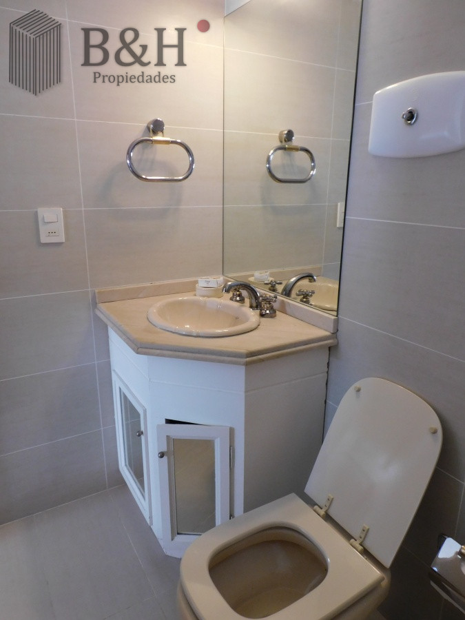 Apartamento ID.1752 - EDIFICIO LAS OLAS ALQUILA APARTAMENTO 3 DORMITORIOS , 2 BAÑOS 