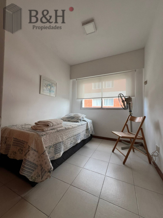 Apartamento ID.1752 - EDIFICIO LAS OLAS ALQUILA APARTAMENTO 3 DORMITORIOS , 2 BAÑOS 