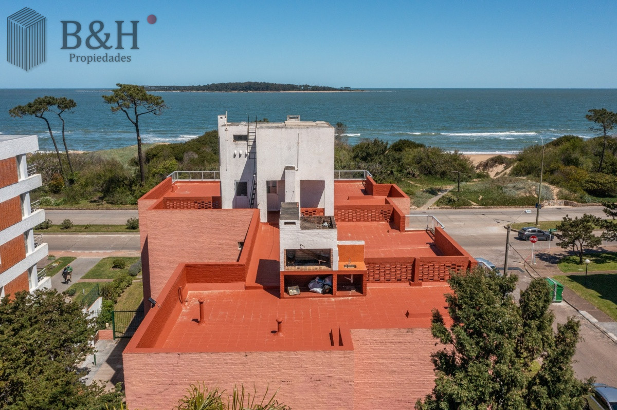 Apartamento ID.851 - ALQUILA APARTAMENTO TODO EL AÑO EN LA MANSA PUNTA DEL ESTE 