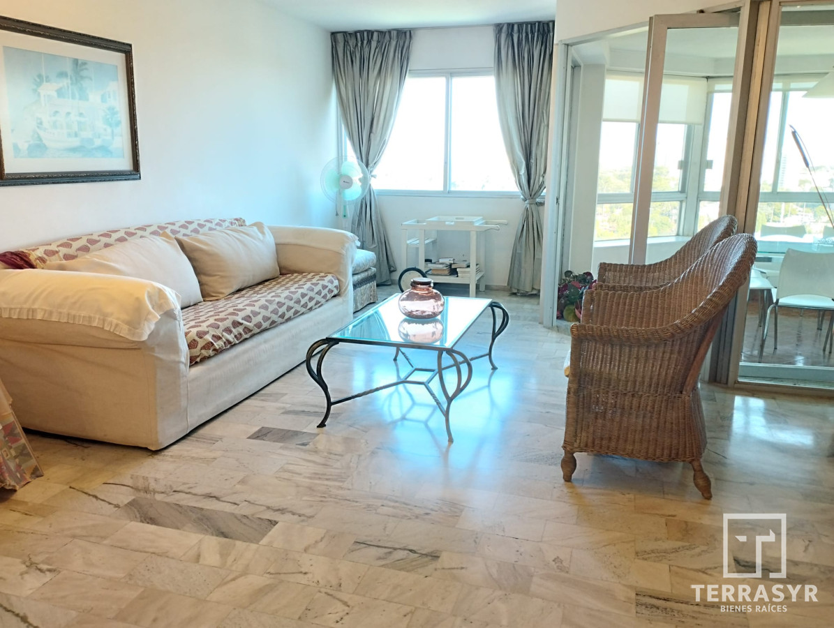 Apartamento ID.233 - APTO. PISO ALTO EXCELENTE TORRE ROOSEVELT CENTER 