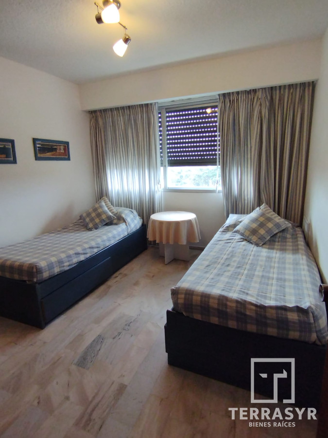 Apartamento ID.233 - APTO. PISO ALTO EXCELENTE TORRE ROOSEVELT CENTER 