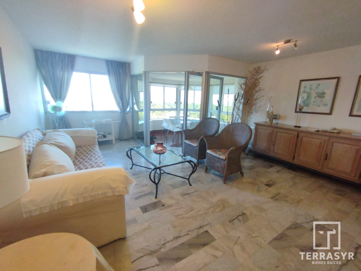 Apartamento ID.233 - APTO. PISO ALTO EXCELENTE TORRE ROOSEVELT CENTER 