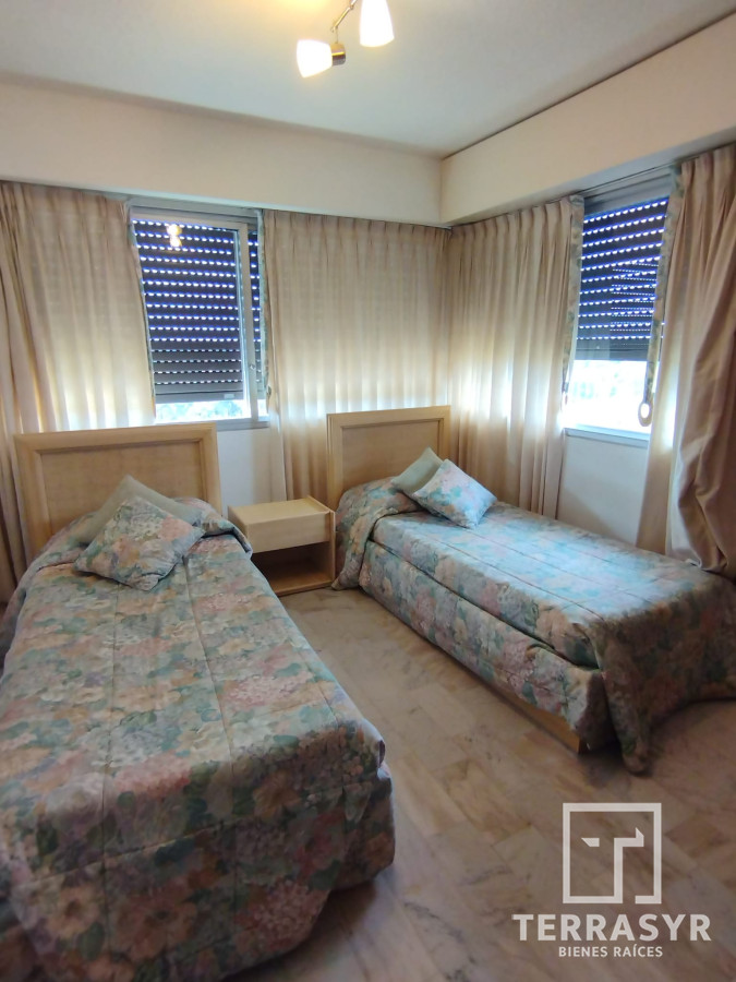 Apartamento ID.233 - APTO. PISO ALTO EXCELENTE TORRE ROOSEVELT CENTER 