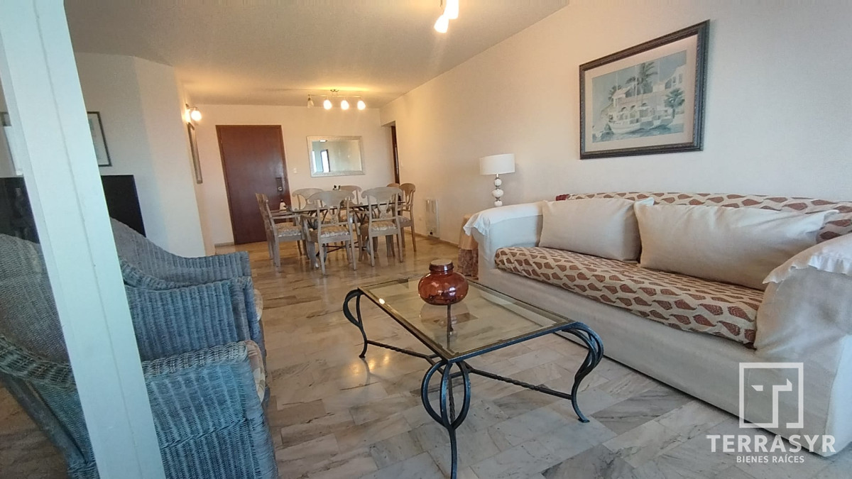 Apartamento ID.233 - APTO. PISO ALTO EXCELENTE TORRE ROOSEVELT CENTER 
