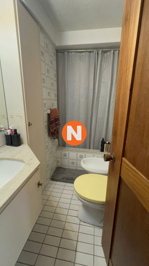 Apartamento Ref.222979 - VENTA APARTAMENTO 3 DORMITORIOS , 2 BAÑOS , DORMITORIO Y BAÑO SERVICIO