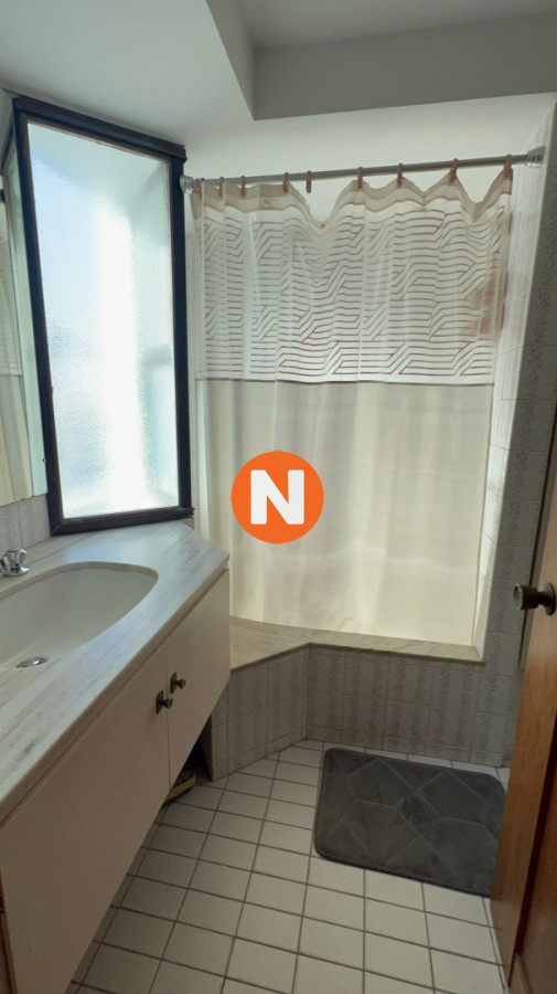 Apartamento Ref.222979 - VENTA APARTAMENTO 3 DORMITORIOS , 2 BAÑOS , DORMITORIO Y BAÑO SERVICIO