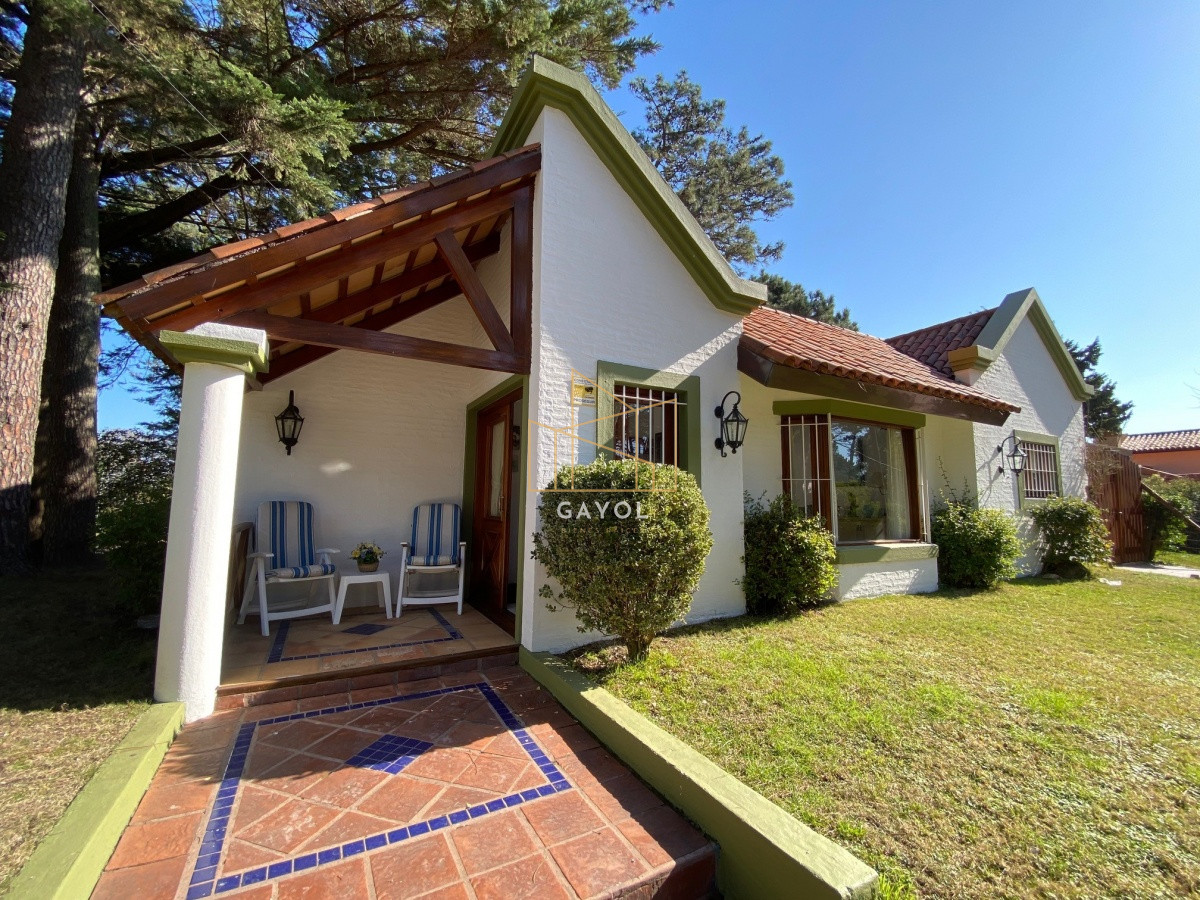 Casa ID.1085 - ALQUILA ESPECTACULAR PROPIEDAD EN LO MEJOR DE PARADA MANSA